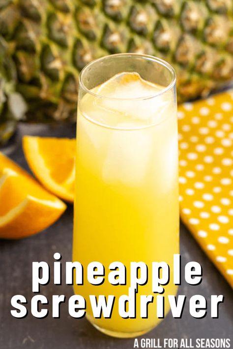 Are you ready for a sweet and delicious simple cocktail? This Pineapple Screwdriver is one of the best. Two ingredients and two minutes are all that you need. Sip and enjoy. Pineapple Screwdriver, Screwdriver Recipe, Cider Martini, Screwdriver Cocktail, Types Of Champagne, Vodka Cocktails Easy, Flavored Alcohol, Pineapple Vodka, Simple Cocktail