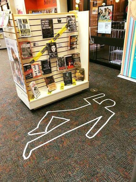 True Crime display Library Shelf Display Ideas, Book Store Display Ideas, Interactive Library Displays, Creative Book Display, Bookstore Display Ideas, Book Display Ideas Library, Bookstore Display, School Library Book Displays, Library Cart