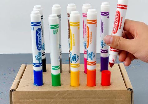 Never lose a marker lid with this clever marker lid teacher classroom hack to keep all those lids in one place! - HelloWonderful.co Easy Recycled Crafts, Recycled Toys, Hello Wonderful, Recycled Crafts Kids, Classroom Hacks, Baby Sensory Play, Art Hacks, Fine Motor Skills Activities, Job Ideas