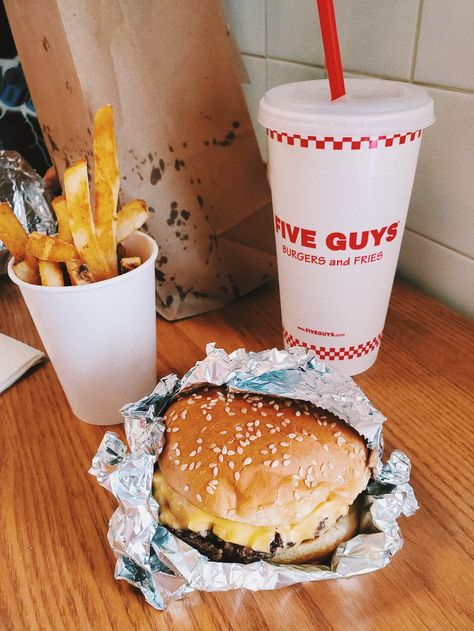 Five Guys 🍔🍟  instagram: heatherfloccari  . . . #food #yummy #fiveguys #burger #vsco #vscocam Long Distance Valentines Day, Fast Food Orders, Long Distance Valentines, Guys Instagram, Healthy Fast Food, Five Guy Burgers, American Fast Food, Usa Food, Fast Healthy Meals