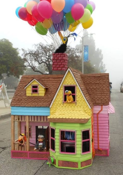 Tree Playhouse, Up House Pixar, Pixar Up House, Up Carl Y Ellie, Disney Up House, Carl Y Ellie, Up Pixar, Up The Movie, Hot Air Balloon Design