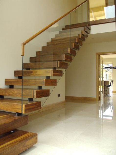 تحت الدرج, Cantilever Stairs, Open Stairs, Contemporary Stairs, Hardwood Stairs, Glass Stairs, Open Staircase, Wood Staircase, Glass Staircase