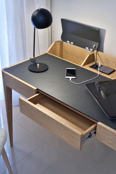 Modern Wood Desk Work space Desk Modern wood Work space "Axel Desk" Modern Wood Desk, Oak Wood Desk, Wood Desk Top, Charge Station, Office Desk Designs, Space Saving Desk, Reclaimed Wood Desk, Office Table Design, Desk Modern