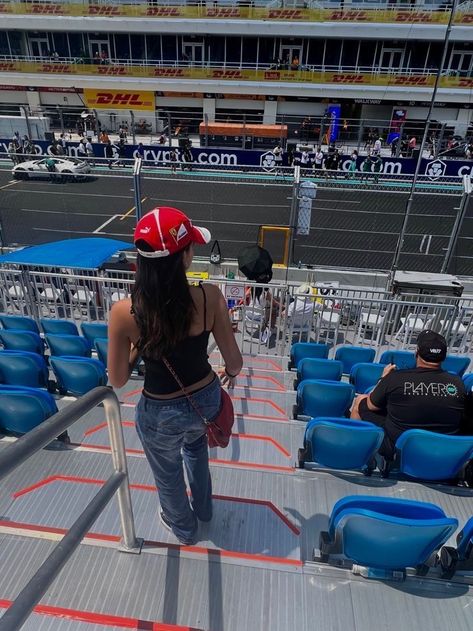 Racing Photoshoot, Elena Gonzalez, F1 Lifestyle, Instagram Post Inspiration, Chloe Carter, Ferrari Girl, Miami Gp, Formula 1 Racing, Car Racing