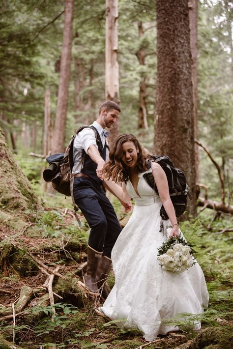 Outdoor Elopement Photography, Photoop Ideas, Small Mountain Wedding, Wedding In Mountains, Mountain Wedding Photos, Forest Elopement, Hiking Elopement, Adventurous Wedding, Wedding Portrait Poses