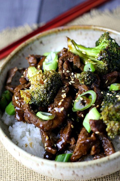 Better Than Takeout Beef & Broccoli|www.mannaandspice.com Recipes High In Iron, Iron Rich Recipes, Rich Recipes, Foods With Iron, Foods High In Iron, Veggie Noodles, Cooking White Rice, Iron Deficiency, Iron Rich Foods