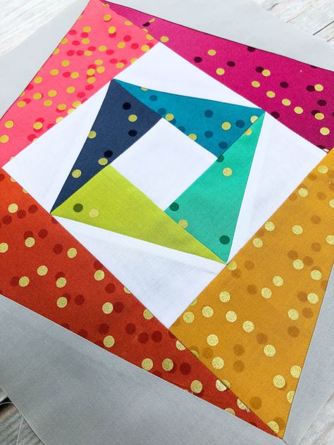 Free Quilt Square Patterns, Polka Dot Quilts, Super Scary, Modern Quilt Blocks, Pieced Quilts, Quilt Squares, Sampler Quilt, Triangle Quilt, Quilt Block Pattern