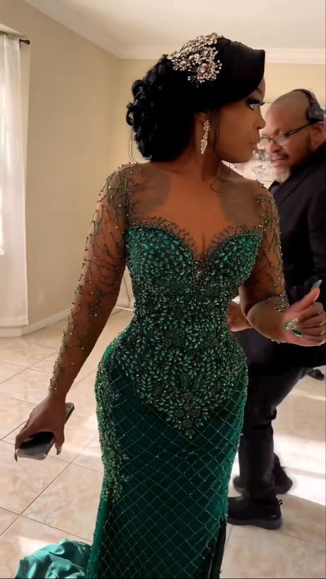 Wedding Green Dress, Green Dress Prom, Nigerian Wedding Dress, Nigerian Dress, Nigerian Lace Styles Dress, Nigerian Lace Styles, Green Wedding Dresses, Prom Dress Inspo, African Prom Dresses