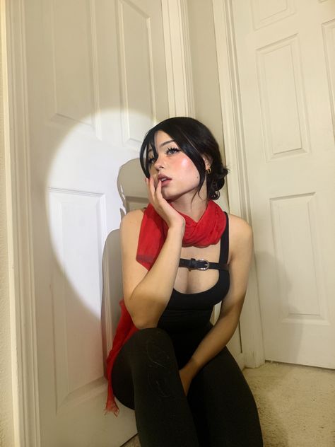 Mikasa Ackerman Costume, Mikasa Halloween Costume, Mikasa Costume, Easy Cosplay Ideas Women, Mikasa Outfit, Attack On Titan Costume, Anime Halloween Costume, Mikasa Ackerman Cosplay, Easy Anime Cosplay