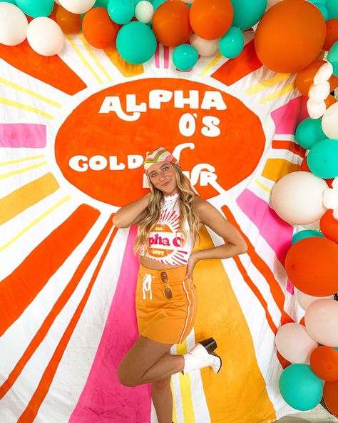 Golden Hour Recruitment, Bidday Themes, 60s Theme, Sorority Party, Sorority Banner, Tri Sigma, Sorority Bid Day, Bid Day Themes, Banner Ideas