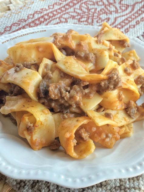 Country Casserole, Tomato Beef, Country Recipes, Beef Casserole Recipes, Ground Beef Casserole, Hamburger Recipes, Beef And Noodles, Favorite Comfort Food, Beef Recipes Easy