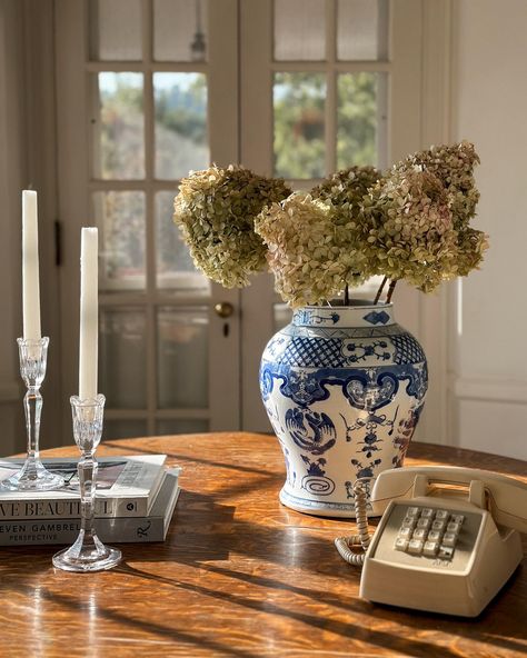 Hi there, from the crazy hydrangea lady! These blooms are drying so nicely (except a few of the blue ones- I harvested them too early). The ones in the window have actually been hanging there since last fall (I just loved them in the stark winter months and never took them down). So take this as your reminder to dry some hydrangeas, if you can, for real flowers in your home year round! #fridaysareforphotos Hydrangea Interior, Dried Hydrangeas Decor Ideas, Dried Hydrangeas Centerpiece, Hydrangea Centerpiece, Dried Hydrangeas, Green Hydrangea, Making Space, Appalachian Mountains, English House