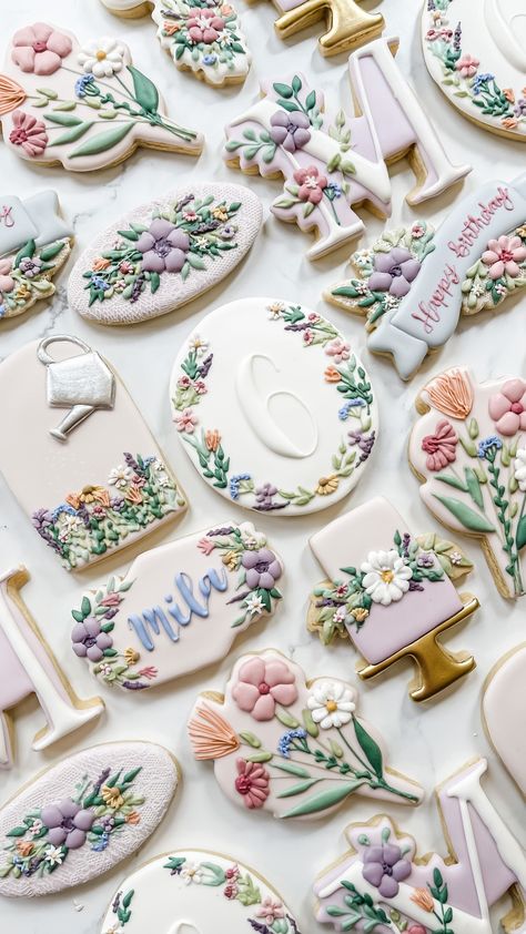 Garden Party Decorated Cookies, Petals And Prosecco Theme Cookies, Prom Brunch, Royal Icing Sugar Cookies, Wildflower Birthday Party, Tea Party Cookies, Floral Cookies, Garden Cookies, Flood Icing