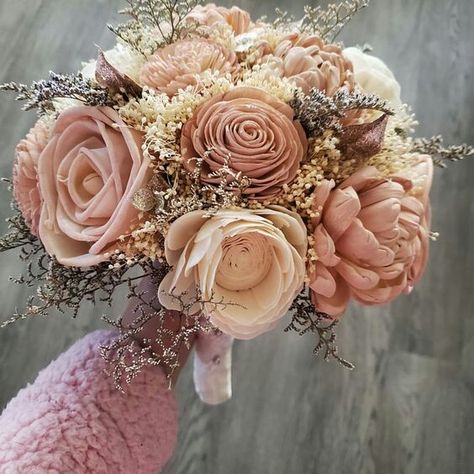 Peach Blush Wedding, Quinceanera Bouquet, Burlap Lace Wedding, Quinceanera Dresses Pink, Wedding Backdrop Design, Elegant Bouquet, Burlap Wedding, Peach Wedding, Wedding Flower Arrangements