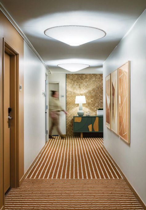 Inside an Award-Winning Hotel With a Millennial Twist Hotel Corridor Design, 2023 Interior Design, Resturant Design, Mountain View California, Hotel Corridor, Hotel Hallway, Hotel Carpet, Corridor Design, Headboard Wall