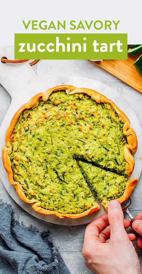 Fresh, herby, and garlicky zucchini tart that is delicious served warm or chilled. It's quick, easy, and made with simple ingredients! #plantbased #vegan #zucchini #plantbasedrecipes Vegan Zucchini Recipes, Zucchini Tart, Zucchini Tarte, Vegan Tarts, Courge Spaghetti, Vegan Zucchini, Vegan Entree, Vegan Pie, Savory Tart