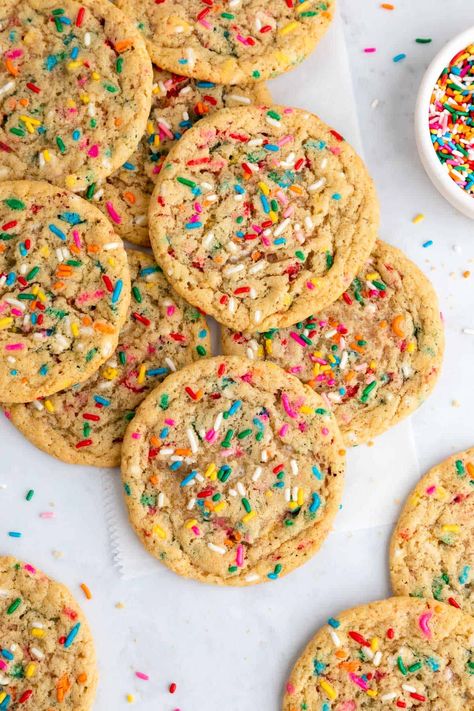 Easy vegan funfetti cookies are soft, chewy, moist, and loaded with rainbow sprinkles! These birthday cookies are dairy-free, gluten-free, eggless, and made with one bowl. We'll start with a no chill sugar cookie dough, then stir in lots of confetti sprinkles. This funfetti dessert is great for birthdays, parties, kids, and a crowd! #funfetticookies #funfetti #vegancookies #sugarcookies #cookierecipes #birthdayparty #birthdaycake #vegandessert #sprinkles #birthday #cakebatter Funfetti Cookie Dough, Confetti Cookies, Rainbow Cookie, Funfetti Cookies, Confetti Sprinkles, Cookie Cake Birthday, Rainbow Cookies, Sprinkle Cookies, Sugar Cookie Dough