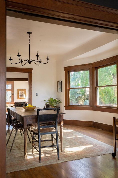 A 1905 Craftsman Restoration Overlooking Echo Park Lake 10