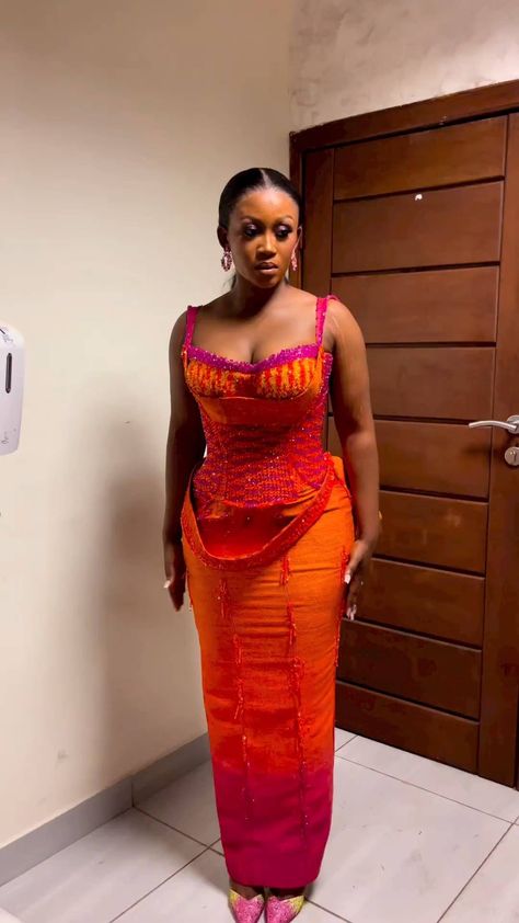 Instagram Kente Engagement Dress, Beaded Kente Styles, Latest Kente Styles For Engagement, Simple Kente Dress Styles, Kente Dress Styles Classy, Kente Outfits, Kente Dresses, African Dress Patterns, Graduation Outfits For Women