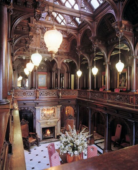 Victorian Architecture...reminds me of the dining room in the original Resident Evil game... Victorian Gothic Interior, Architecture Antique, Minimalistic Interior, Gothic Interior, Victorian Interior, Victorian Interiors, Victorian Mansions, Victorian Architecture, Victorian Decor