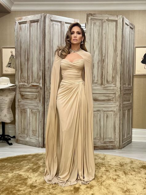 Jlo Red Carpet Dresses, Jlo Looks, Jlo Red Carpet, Jennifer Lopez Outfits, Jennifer Lopez Dresses, Jennifer Lopez Dress, Glam Dress, Classic Dresses, Style Star