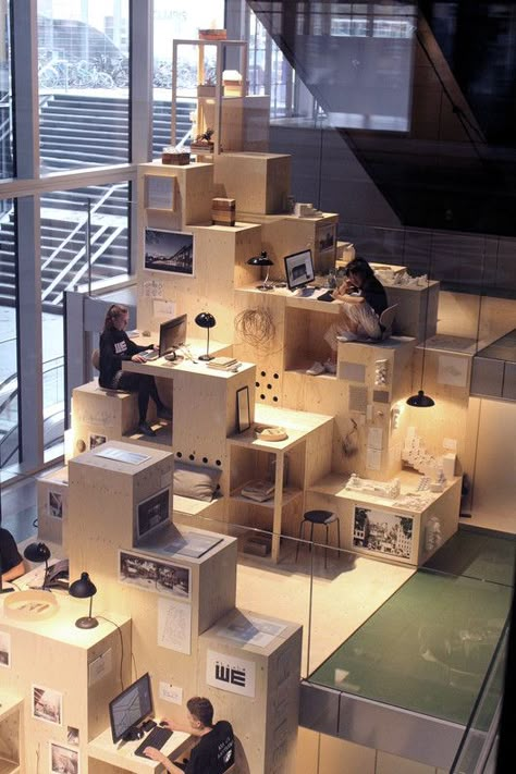 Architecture Desk, Wallpaper Architecture, Commercial And Office Architecture, Plans Architecture, Library Architecture, Office Space Design, Library Design, Architecture Office, Zaha Hadid