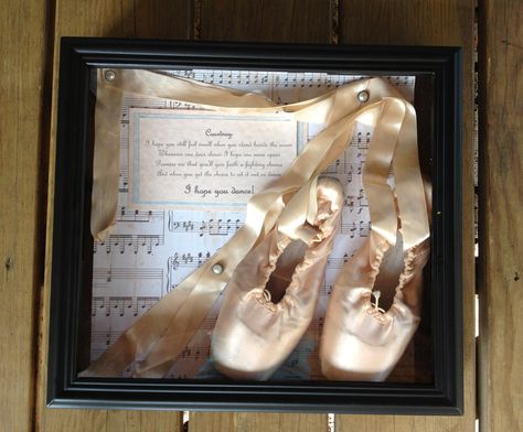 Point shoe shadow box Re purpose Your Old Dance Gear with Creative Flair Dance Shadow, Old Dance, Ballet Crafts, Ballet Room, Dance Crafts, Dance Recital Gifts, Dance Gear, Ballet Studio, Ballet Pointe Shoes