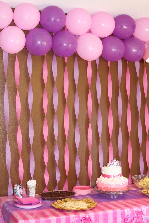 Purple Pink Party Decorations, Purple Pink Birthday Theme, Pink And Purple Barbie Party, Pink Purple Birthday Party, Purple Birthday Party Decorations Simple, Simple Princess Party Decorations, Pink And Purple Theme Birthday Party, Pink Purple Birthday Decorations, Diy Pink Birthday Decorations