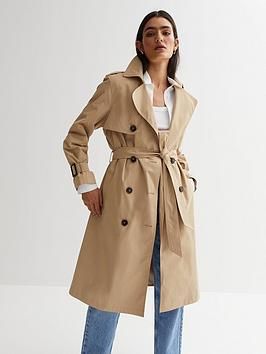 New look belted mac size & fit  true to size - order your usual size  belted silhouette  cut to a classic midi length Petite Trench Coat, Camel Trench Coat, Mac Coat, Jean Short Jumpsuit, Beachwear Skirt, Floral Shirt Dress, Belted Trench Coat, Brunch Outfit, Going Out Dresses