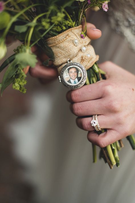 Wedding Bouquet & Locket with fathers picture whom passed before the wedding. Want to do this for my dad who passed. Wedding Bouquet Locket, Bouquet Locket, Father Picture, Bridal Bouquet Charms, Wedding Bouquet Charms, Wedding Charm, Picture Locket, Malibu Wedding, Vermont Wedding