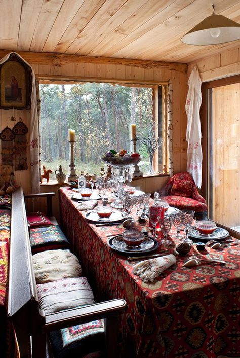 Russian Decor, Russian Interiors, Bohemian Interior, Christmas Table Settings, Diy Table, Bohemian Home, Design Case, Architectural Digest, My New Room