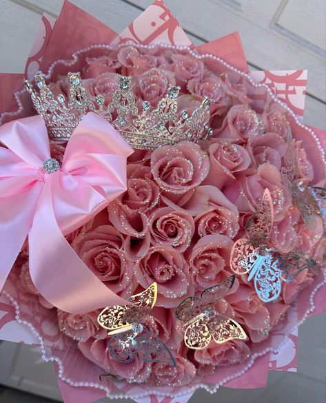 Ribbon Rose Bouquets, Roses Bouquet Gift, Quinceanera Pink, Pink Sweet 16, Pink Quince, Luxury Flower Bouquets, Ribbon Bouquet, Flower Gift Ideas, Glitter Flowers