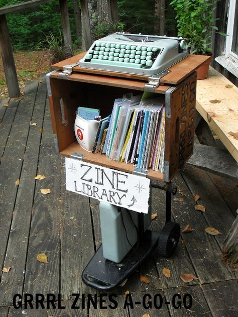 Zine Making, Zine Library, Little Free Library Plans, Library Cafe, Art Zine, Zine Design, Book Illustration Art, Little Library, Book Design Layout