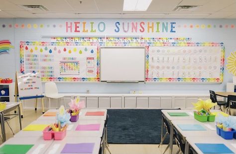 Rainbow Aesthetic Classroom, Colorful Bulletin Boards Classroom Decor, Classroom Themes Colorful, Colorful Elementary Classroom, Bright Colored Classroom Theme, Rainbow Preschool Theme Classroom Decor, Colorful Kindergarten Classroom Themes, Hello Sunshine Classroom Decor, Rainbow Kindergarten Classroom