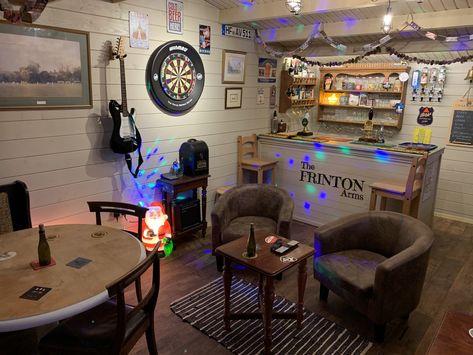 Mancave Shed Ideas Interior, Small Bar Space Ideas, Drinking Room Ideas, Bar Shed Interior Ideas, Shed Interior Ideas Man Caves, Home Pub Ideas Man Caves, Garden Pub Ideas, Pub Shed Interior Ideas, He Shed Ideas Man Cave