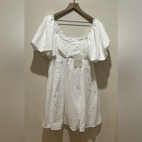 Ces Femme Nwt White Bohme Dramatic Puff Short Sleeved Mini Dress - Women’s Size Small - Double Layered - Beautiful Dress Perfect For A Bridal Shower, Wedding Or Dance - Brand New With Tags. See Photos For Tags, Condition And Approximate Measurements (To Confirm Fit). Check Out My Closet To Bundle And Save! Fast Shipper - Usually Ships Same/Next Business Day So You Receive Your Item(S) Asap! Will Accept Reasonable Offers B013 Sleeved Mini Dress, Chiffon Tunic, Ruffle Wrap Dress, Short Sleeve Mini Dress, Floral Blue Dress, Flutter Sleeve Dress, Sequin Mini Dress, Pink Mini Dresses, Mini Shift Dress