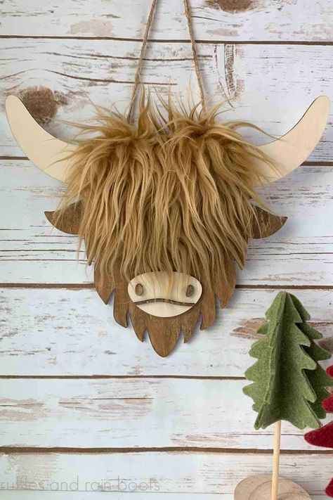 Diy Animal Decorations, Highland Cow Lamp, Highland Cow Scroll Saw Pattern, Highland Cow Bedding, Thing To Make To Sell, Highland Cow Nursery Decor, Diy Highland Cow Ornament, Cow Wood Crafts, Highland Cow Decor Ideas