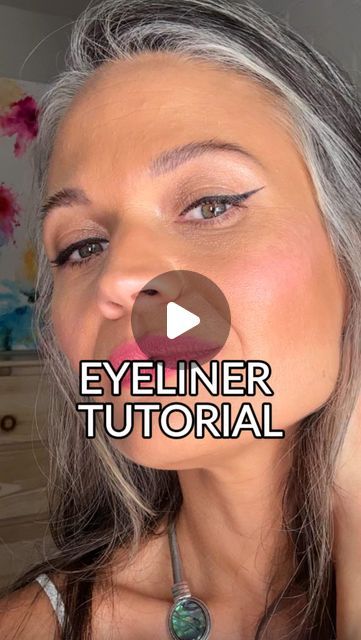 How To Do A Cat Eye With Liquid Eyeliner, How To Put On Liquid Eyeliner, Make Up For Dummies, Liquid Eyeliner Tutorial, Cat Eyeliner Tutorial, Rain Beauty, Cat Eye Eyeliner, Eyeliner For Beginners, Liquid Eyeliner Pen