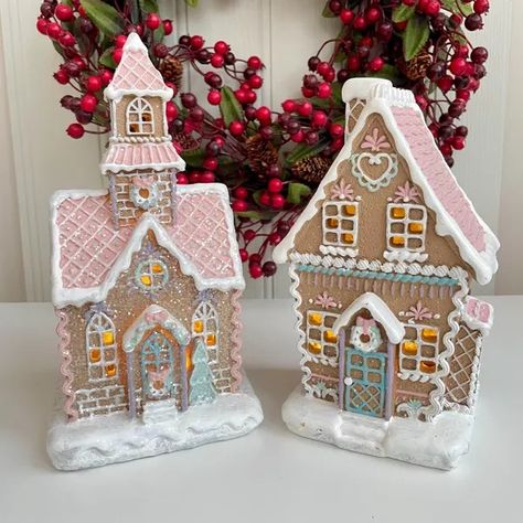 Wooden Gingerbread House - Etsy UK Gingerbread Christmas Decor Living Room, Gingerbread House Christmas Decorations, Gingerbread Scene, Pastel Gingerbread House, Gingerbread House Decor, House Christmas Decorations, Pastel Gingerbread, Gingerbread House Craft, Ceramic Village