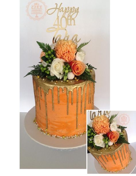 Gold drip cake with fresh flowers on top creates a stunning and effected birthday cake! Orange And Gold Birthday Cake, Gold Drip Cake, Orange Birthday Cake, Cake With Fresh Flowers, Tropical Cake, Gold Birthday Cake, Gold Drip, Fresh Flower Cake, Flowers Cake