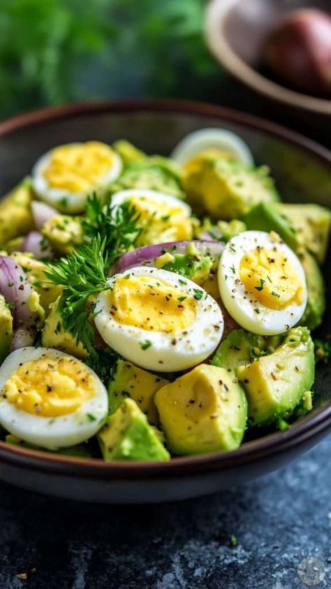 Easy and Delicious Avocado Recipe: Avocado Egg Salad Healthy Breakfast With Boiled Eggs, Avocado Egg Salad Recipe, Boiled Egg Salad, Avocado Egg Salad, Avocado Breakfast, Egg Salad Recipe, Quick Lunch, Ripe Avocado, Quick Lunches