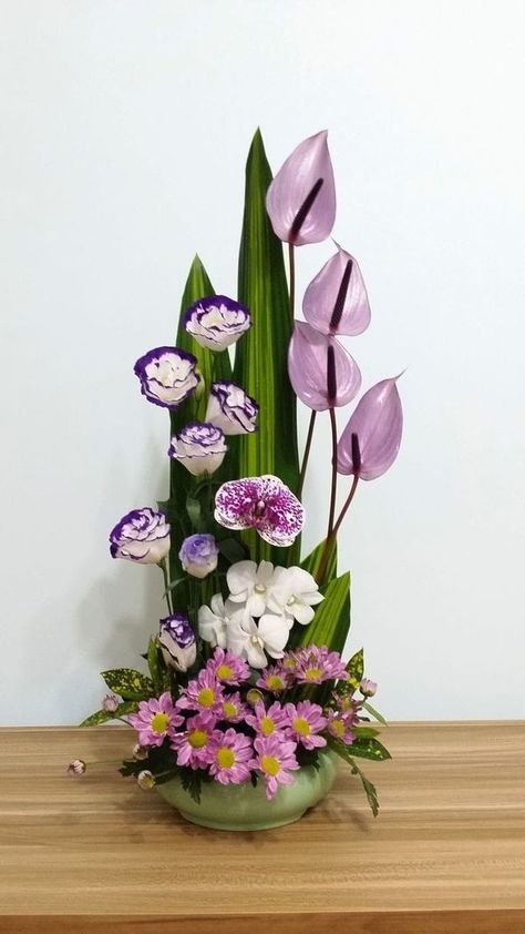 Luxury Flower Arrangement, Valentine Flower Arrangements, Fresh Flower Arrangement, Contemporary Flower Arrangements, Floral Art Arrangements, Tropical Floral Arrangements, Birthday Flowers Bouquet, Gubahan Bunga, Corporate Flowers