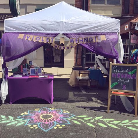 Glen Cove Henna Artist on Instagram: “Thank you for joining us at the Glen Cove Street Fair! Look out for out tent at our upcoming events 🌿✨ • • • #Violetmehndi #longislandhenna…” Henna Booth Setup Ideas, Henna Booth, Stall Decorations, Online Boutique Business, Booth Setup, Henna Inspo, Glen Cove, Boutique Business, Street Fair