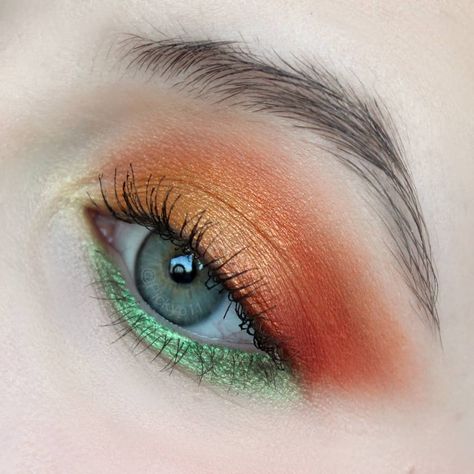 Green Purple Orange Eye Makeup, Green Orange Makeup Look, Green Orange Eye Makeup, Orange Green Eyeshadow, Green And Orange Eye Makeup, Green And Orange Makeup Looks, Orange And Green Eyeshadow, Orange Green Makeup, Lime Green Eye Makeup