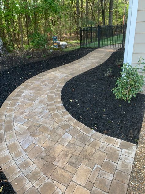 Walkway To Backyard From Driveway, Sidewalk Pavers Walkways, Cement Pavers Walkway, Paver Sidewalk Ideas, Paver Walkways To Front Door, Sidewalk Landscape, Backyard Pavers, Paver Sidewalk, Concrete Pavers Walkway