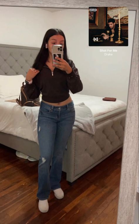 Angieeres Outfits, Hispanic Girl Outfits, Takuachita Outfits, Freshman Outfits, Takuache Girl Outfits, Dress Code Outfits, School Ootd, Latina Fashion Outfits, Western Style Outfits