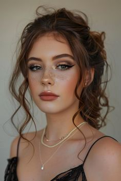 Simple Makeup Black Dress, Formal Makeup Looks Green Eyes, Classic Make Up Vintage Makeup, Formal Makeup Fair Skin, Natural Black Tie Makeup, Hoco Makeup Full Face, Basic Bridesmaid Makeup, October Wedding Makeup Brides, Maid Of Honour Makeup Looks