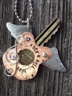 Diy Key Projects, Old Key Crafts, Key Crafts, Grand Funk Railroad, Key Projects, Old Keys, Silverware Jewelry, Key Jewelry, Keys Art