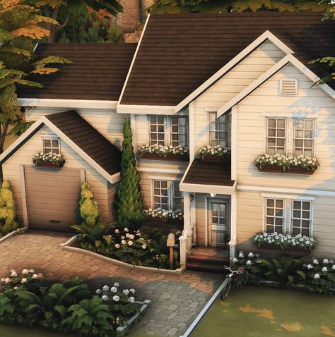 3 Story Sims House, Sims 4 Build Ideas Exterior, Sims Craftsman House, Medium Sims 4 House, Sims House Outside, Sims 4 2 Story Houses, Sims Porch Ideas, Sims Home Design, Sims 4 Family House San Sequoia