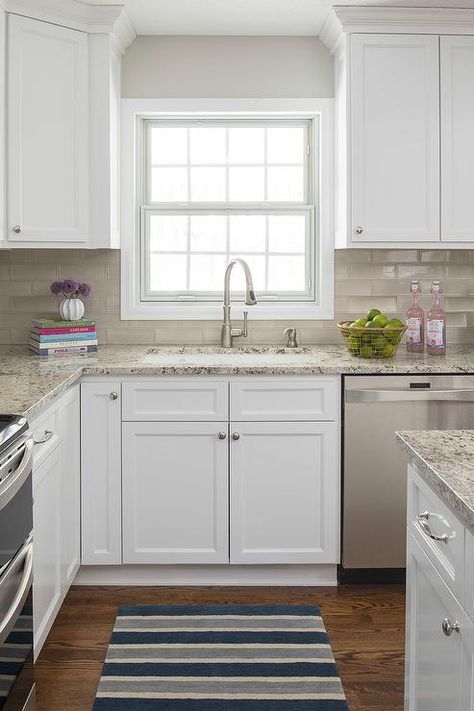 Ice Brown Granite Countertops - Transitional - Kitchen - Benjamin Moore Simply white Brown Granite Countertops Kitchen, Brown Granite Countertops, Backsplash Tile Design, Kitchen Remodel Countertops, White Kitchen Backsplash, Neutral Kitchen, Kitchen Backsplash Designs, Design Apartment, Kitchen Redo